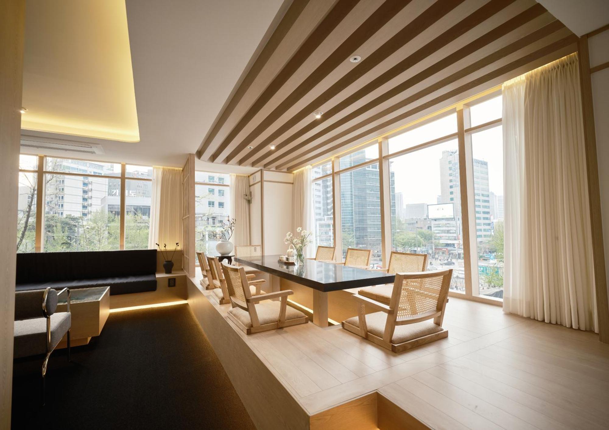 Uh Suite Seoul Deoksugung Exteriör bild