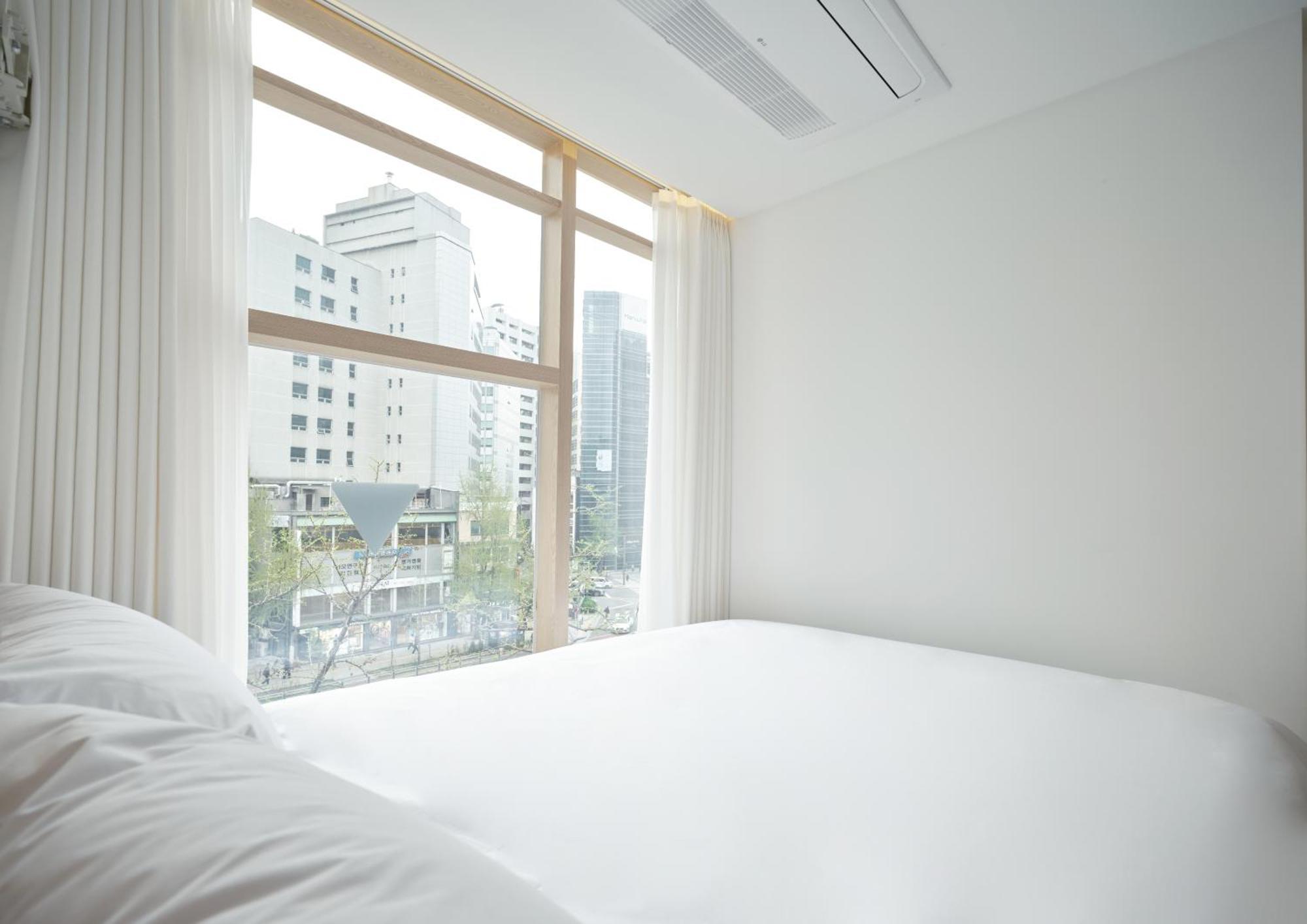 Uh Suite Seoul Deoksugung Exteriör bild